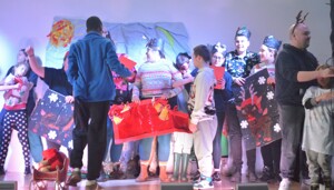 Christmas show 15dec2023 068