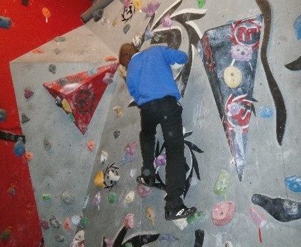 Climbing wall